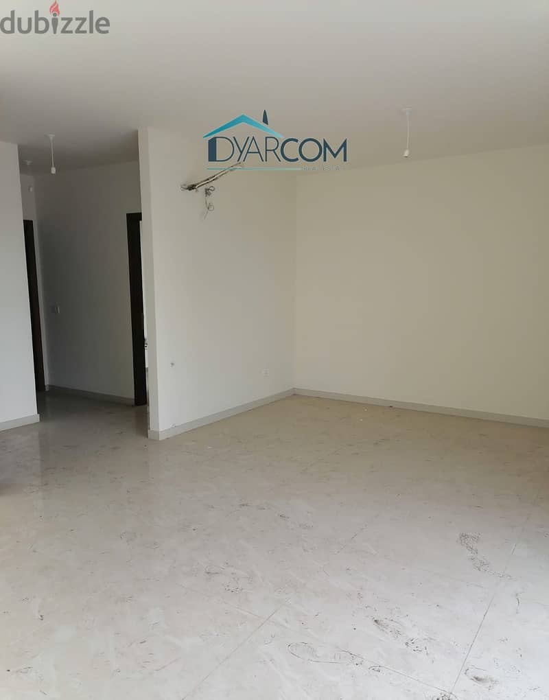 DY1388 - Biakout New Apartment With Terrace For Sale! 2