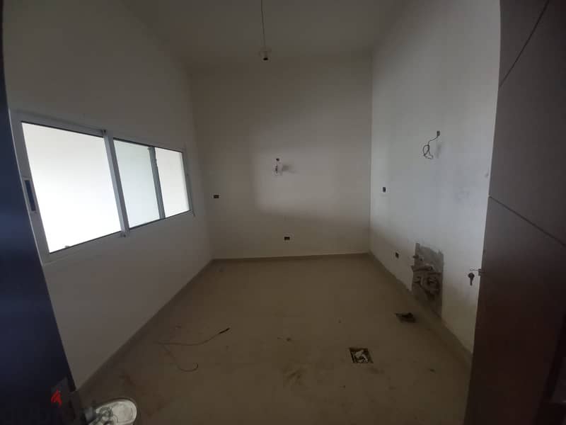 Apartment for sale in nabay شقة للبيع ب ناباي 2