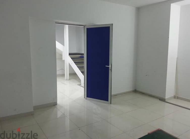 180 SQM Prime Location Store for Rent in Downtown, Beirut 3