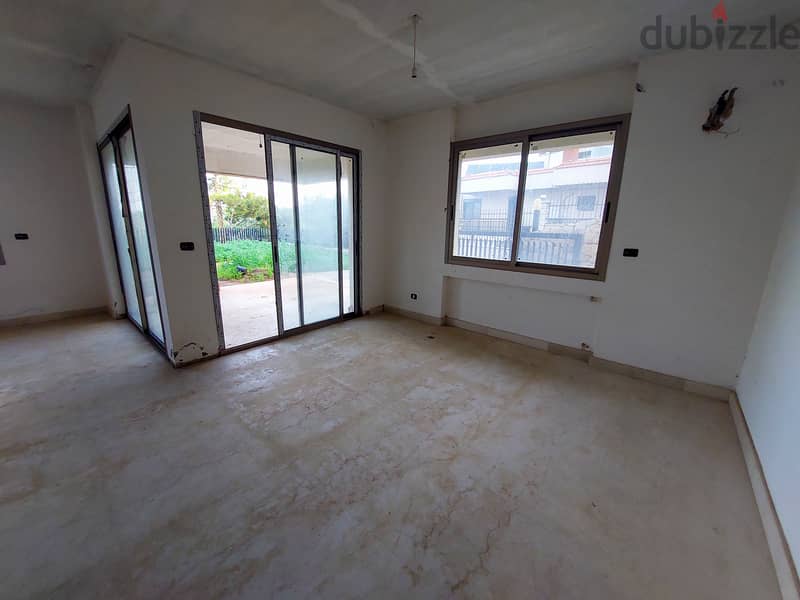 165 SQM Apartment in Aoukar, Metn with Terrace/Garden 2