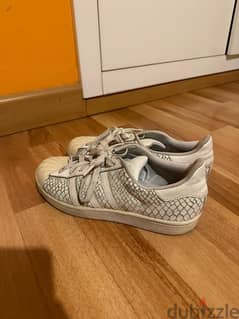 Adidas Superstar authentic very good condition