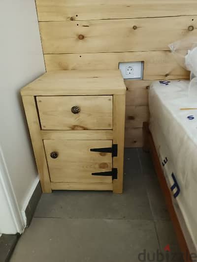 massive wood nightstand كومود خشب طبيعي