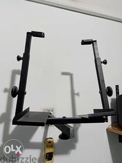 Adjustable Tv iron wall stand ((very strong))