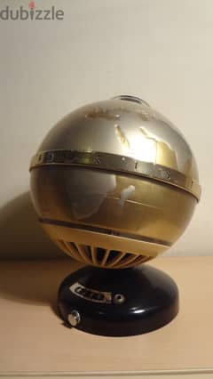 1963 vintage all transistor earth globe with MW and SW tuning still wo 0