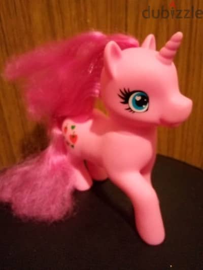 DREAM KINGDOM Princess Large UNICORN Strawberry 15Cm Chad VALLEY Toy