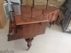 بيانو روعة النظافة شبه جديد للعذف والتدريب صوت نقي لون مميز جميل piano