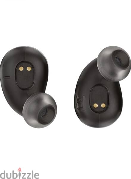 JBL Free Wireless In- Ear Headphones - Like New With Box & Charger 4