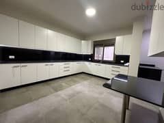 270 m² gorgeous duplex for sale in Monteverde-Beit Mery 0