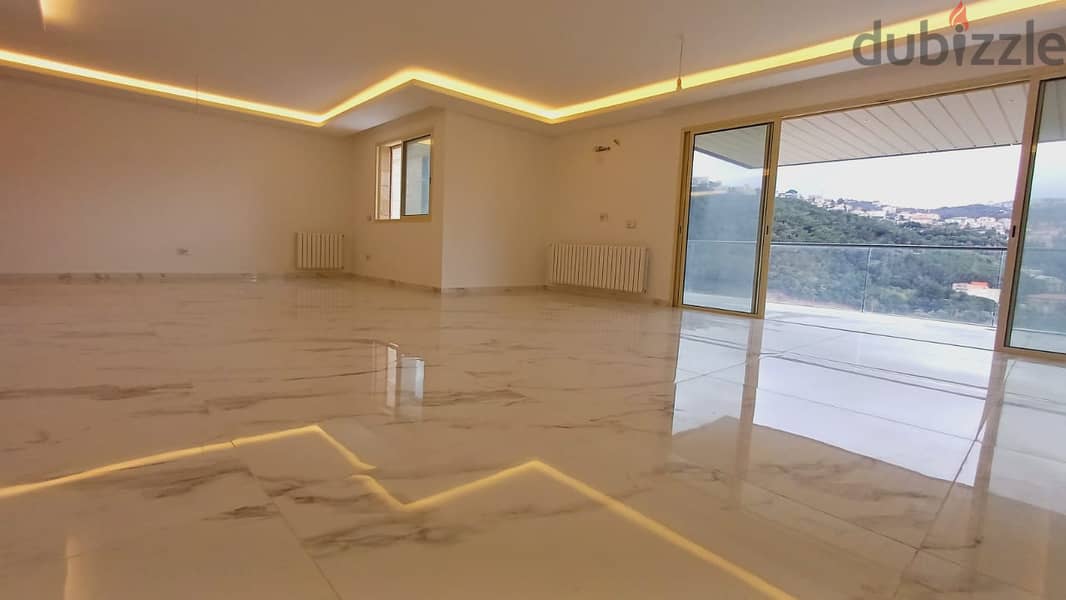 Apartment for sale in Qennabet Broumana/ View/ Decorated/ New 4