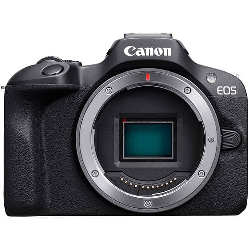 Canon EOS R100 Mirrorless Camera with 18-45mm Lens 1