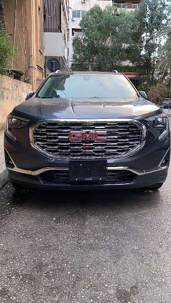 terrain Denali 2018 4x4 2.0  أربع كيرات تيربو 4سلندر