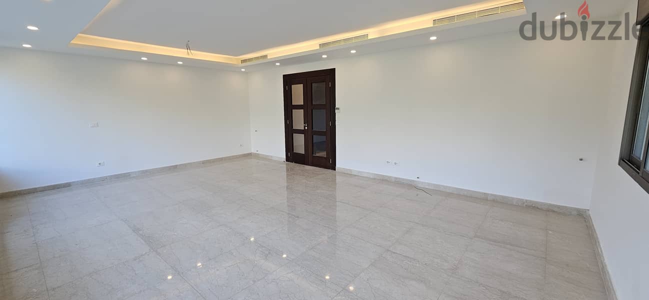 Apartment for sale in Hazmieh شقة للبيع في الحازمية 4