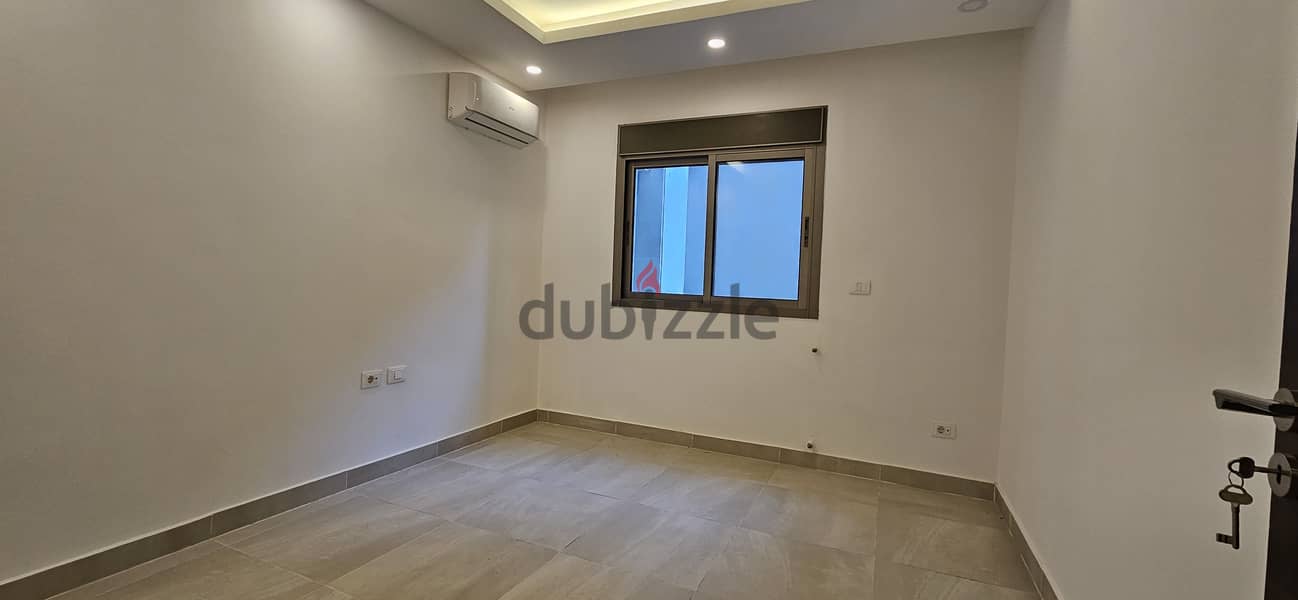 Apartment for sale in Hazmieh شقة للبيع في الحازمية 13