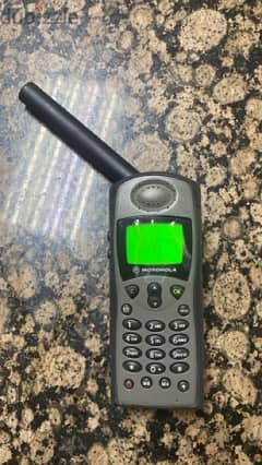 Satellite Phone Iridium Motorola