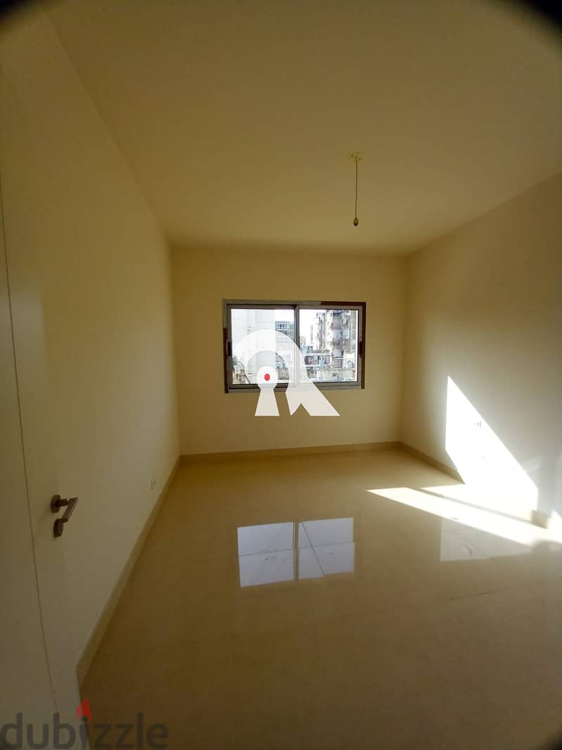 Apartment for sale in Burj Abi Haidar شقة للبيع في بيروت 4
