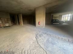 Large warehouse for sale in sakiet al-janzeerمستودع كبير للبيع في ساقي