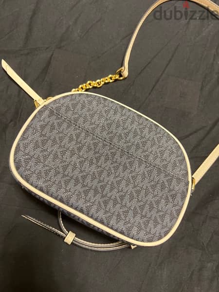 authenthic michael kors bag, small oval 2