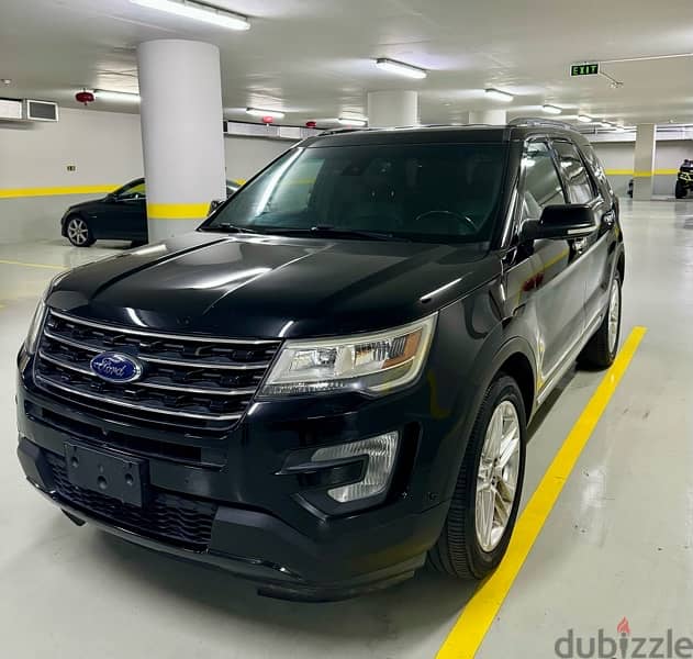 2017 Ford Explorer AWD “Limited “ Clean Carfax 1