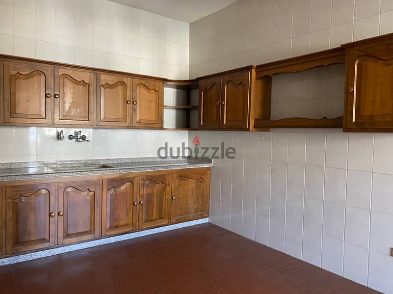 L09122-Spacious Apartment for Rent in Furn El Chebbak 1