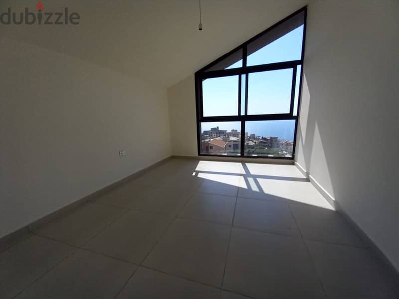L09542-Beautiful Duplex For Rent in Bouar with a Shared Pool 2