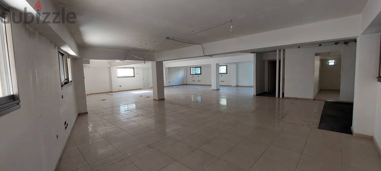 Full floor for rent in Furn El Chebbak طابق للأجر في فرن الشباك 1