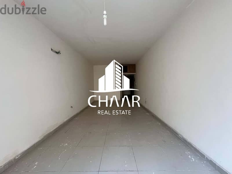 R445 Office for Rent in Ras Al-Nabaa 0