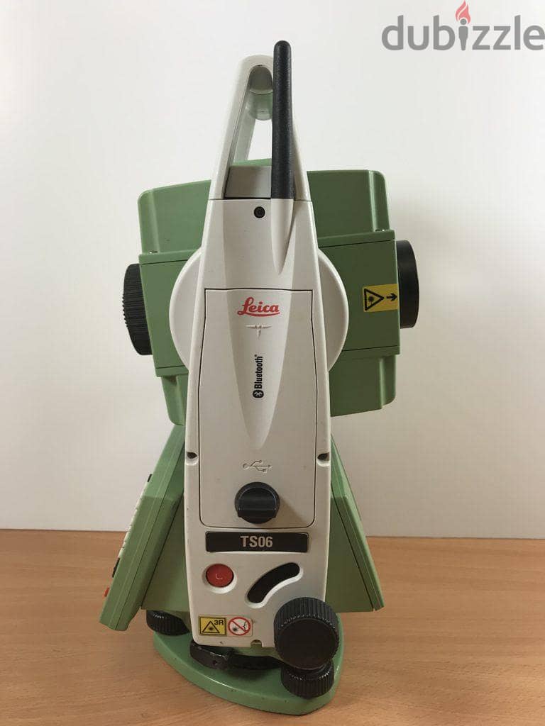 USED 2010 AFFORDABLE LEICA TS06 1