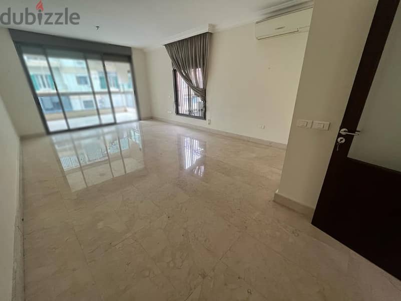 Beautiful Apartment for sale in mar eliasشقة جديدة للبيع في مار الياس 0