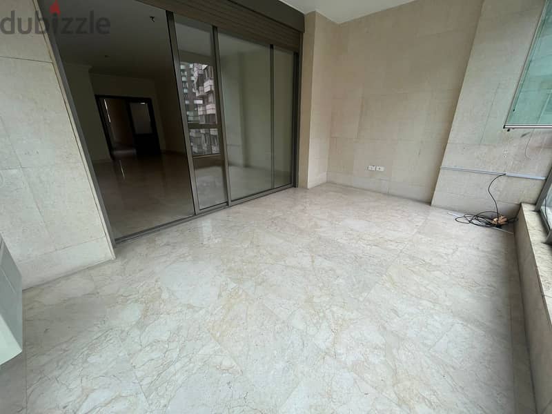 Beautiful Apartment for sale in mar eliasشقة جديدة للبيع في مار الياس 4