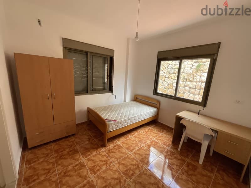 RWB195AH - For Students ! Apartment with 3 rooms for rent in Jbeil 4