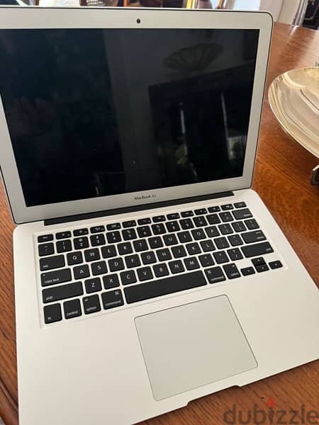 Macbook Air 5 2017 -  ONLY TODAY200$! 1