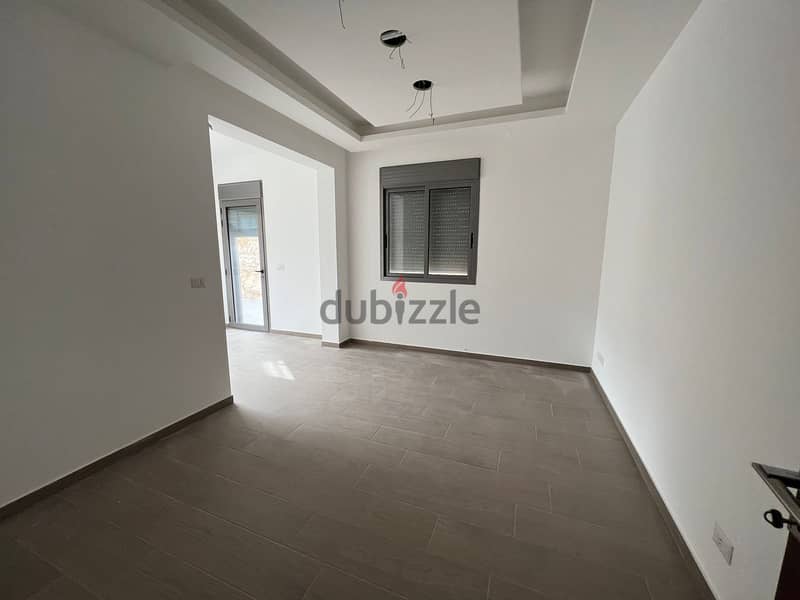 L10843-Apartment in Nahr Ibrahim for sale With a 200 sqm Terrace 3