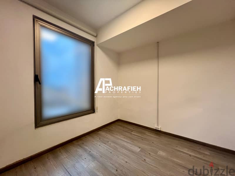 Office For Rent In Achrafieh - مكتب للإجار في الأشرفية 10