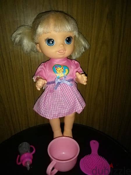 BABY ALIVE Girl Still Good Hasbro toy +Water bottle +Hair brush+Cup=16 3