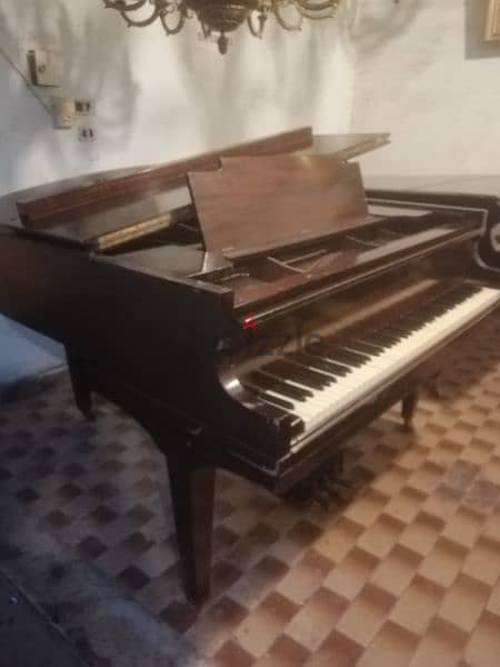 baby piano from USA l3 pedal very good condition amazing price 3