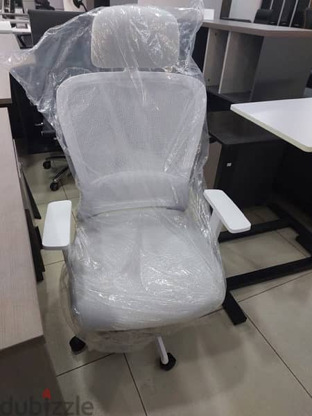 office chair white 1