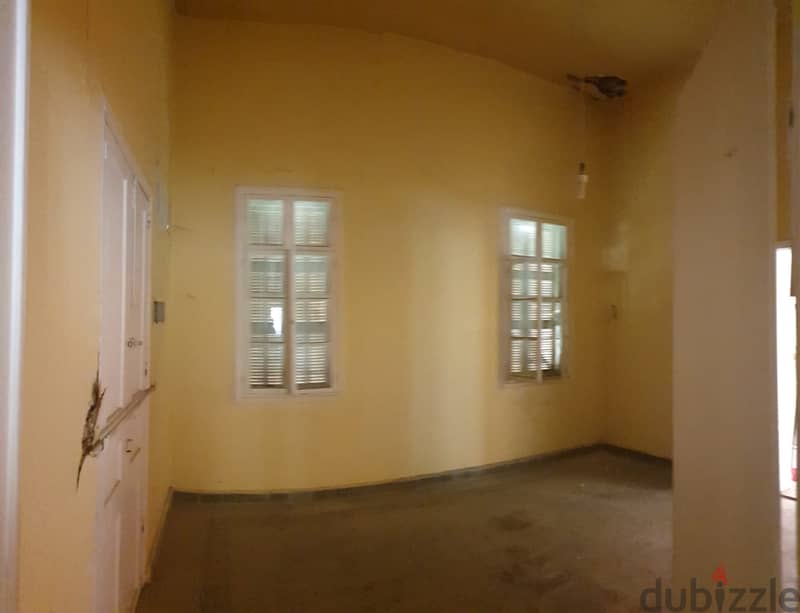 L04608-Traditional House For Rent with Land in Gemmayze 3