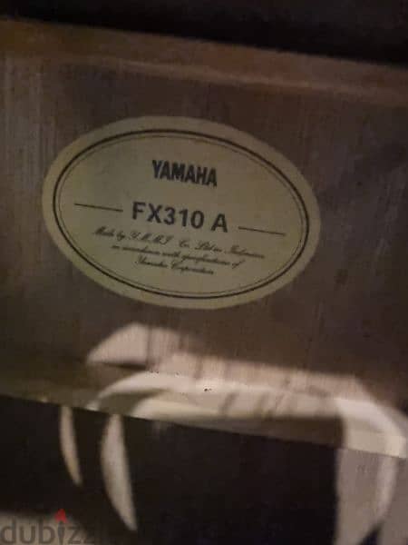 Yamaha FX310 Electro Acoustic 6