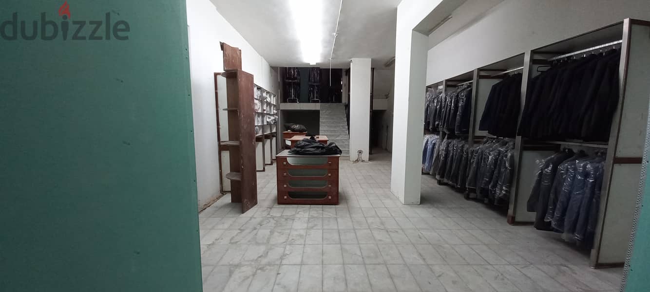 Retail Outlet in souk Zalka for saleمول تجاري في سوق الزلقا للبيع 9