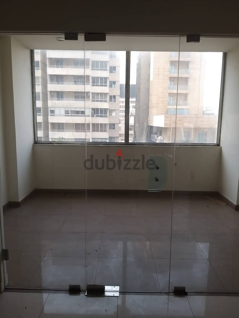 Office in Jal El Dib for rentمكتب في جل الديب للأيجار 8