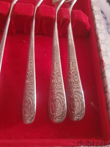 silver set of 12 pieces,6 spoons and 6 forks. 15 cm 2