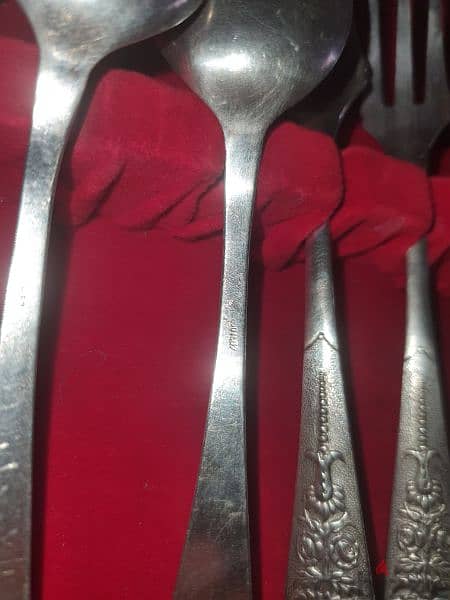 silver set of 12 pieces,6 spoons and 6 forks. 15 cm 4