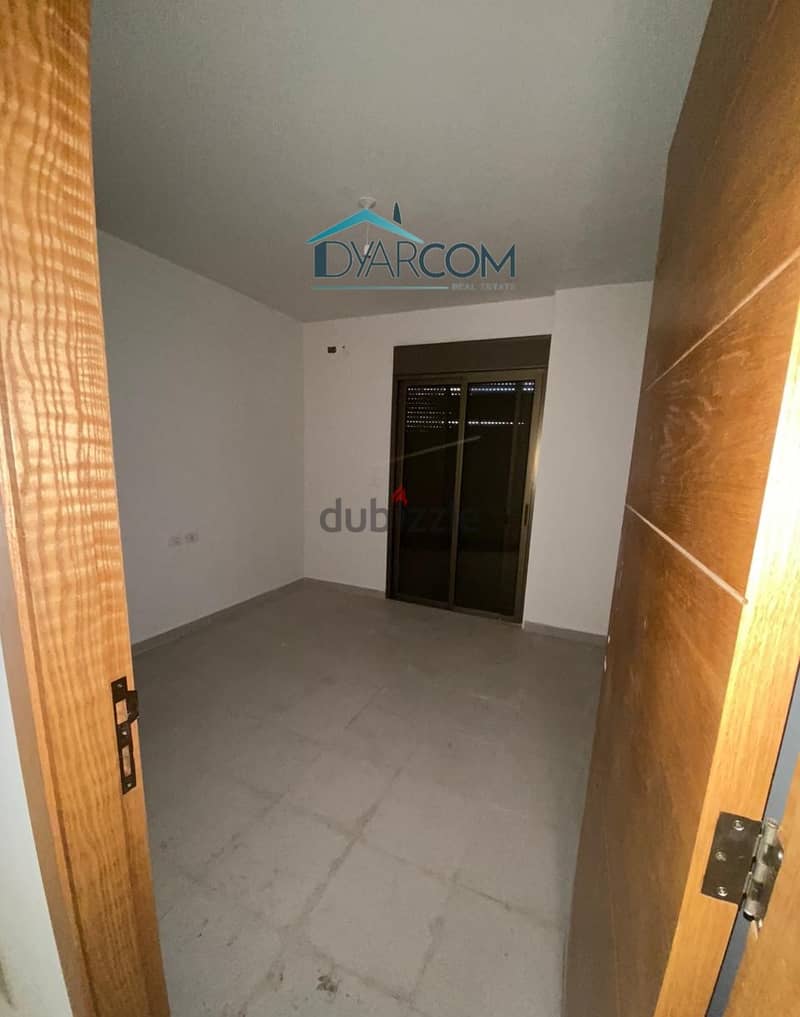 DY1409 - Naccache Apartment With Terrace For Sale! 4