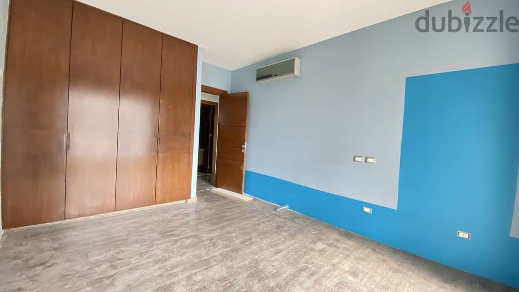 Apartment for sale in Hamra شقة للبيع حمرا 4