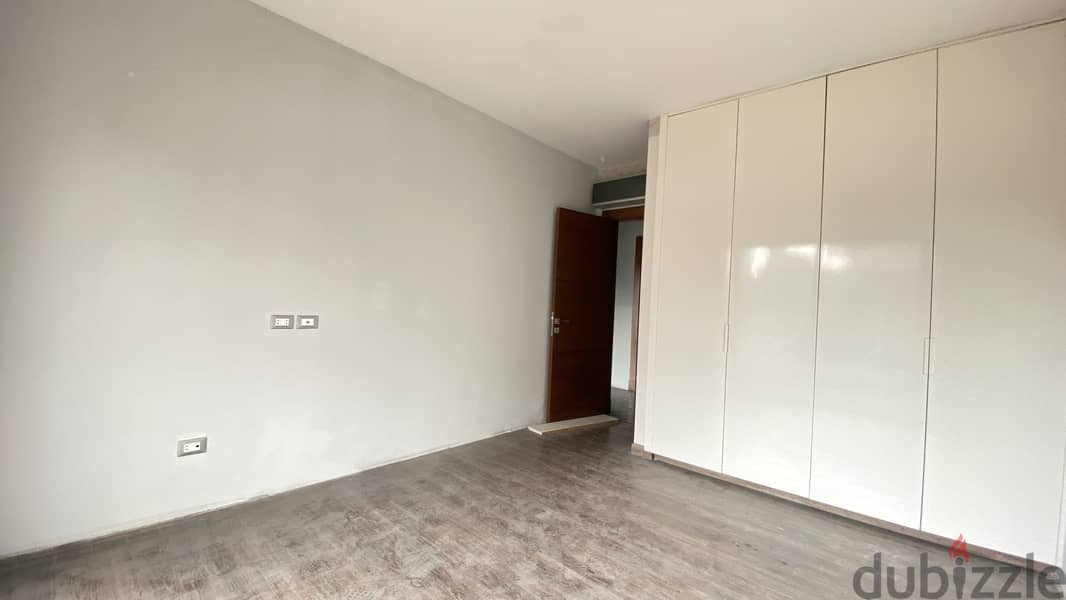 Apartment for sale in Hamra شقة للبيع حمرا 5