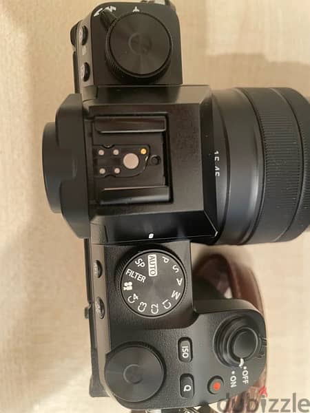 Fujifilm XS10 Camera with XC15-45mm Lens (barely used) 5