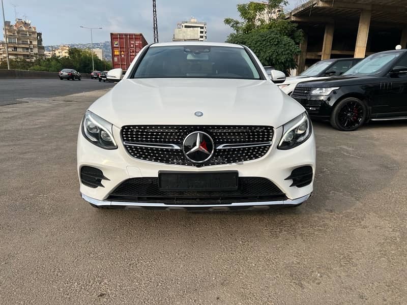 Mercedes-Benz GLC 300 coupe 4 matic 2017 0