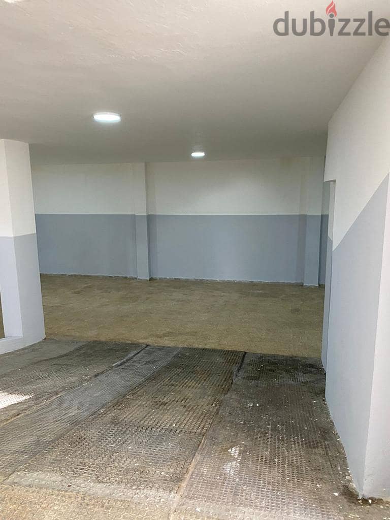 Warehouse In Baabda Prime For rent  (400Sq) Height 4 Meters, (BAR-184) 4
