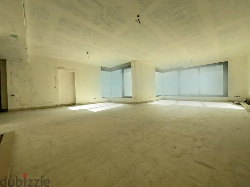 RA24-3226 Spacious apartment in Ain El Mreisseh is for rent, 350m 1