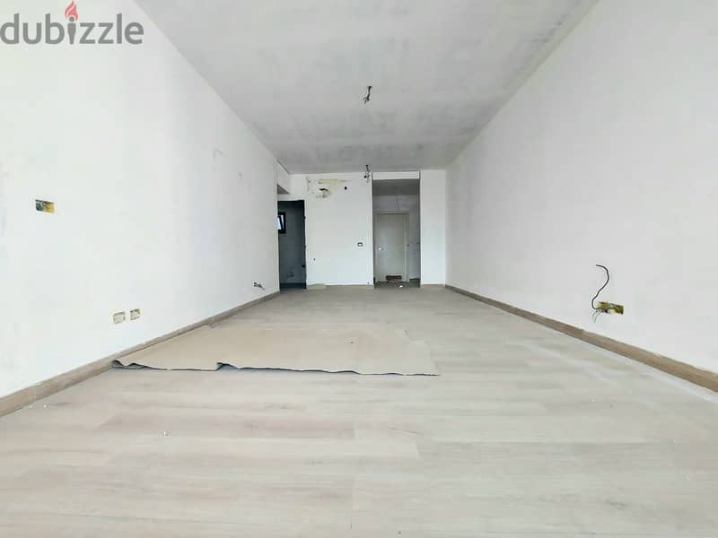 RA24-3226 Spacious apartment in Ain El Mreisseh is for rent, 350m 2